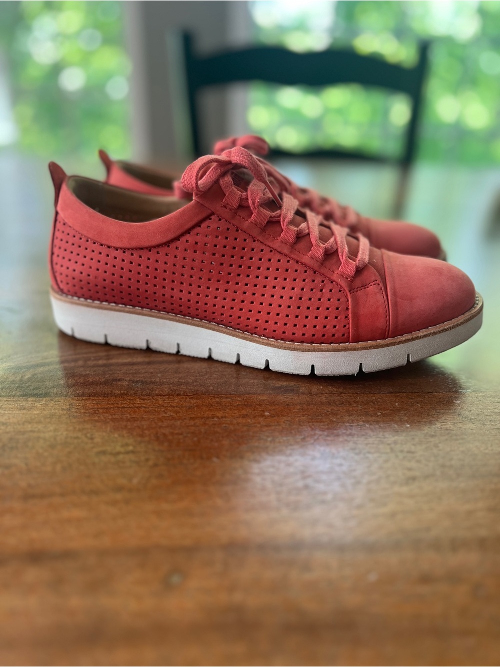 Samuel Hubbard Women's 8.5 M "SamSport Wanderer" Walking Shoe Coral Nubuck 0463 - Picture 4 of 10